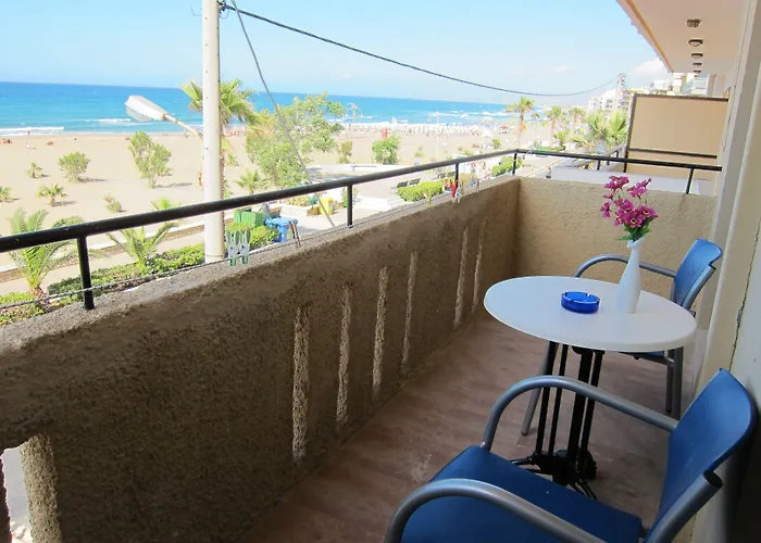 The Sea View Διαμέρισμα *